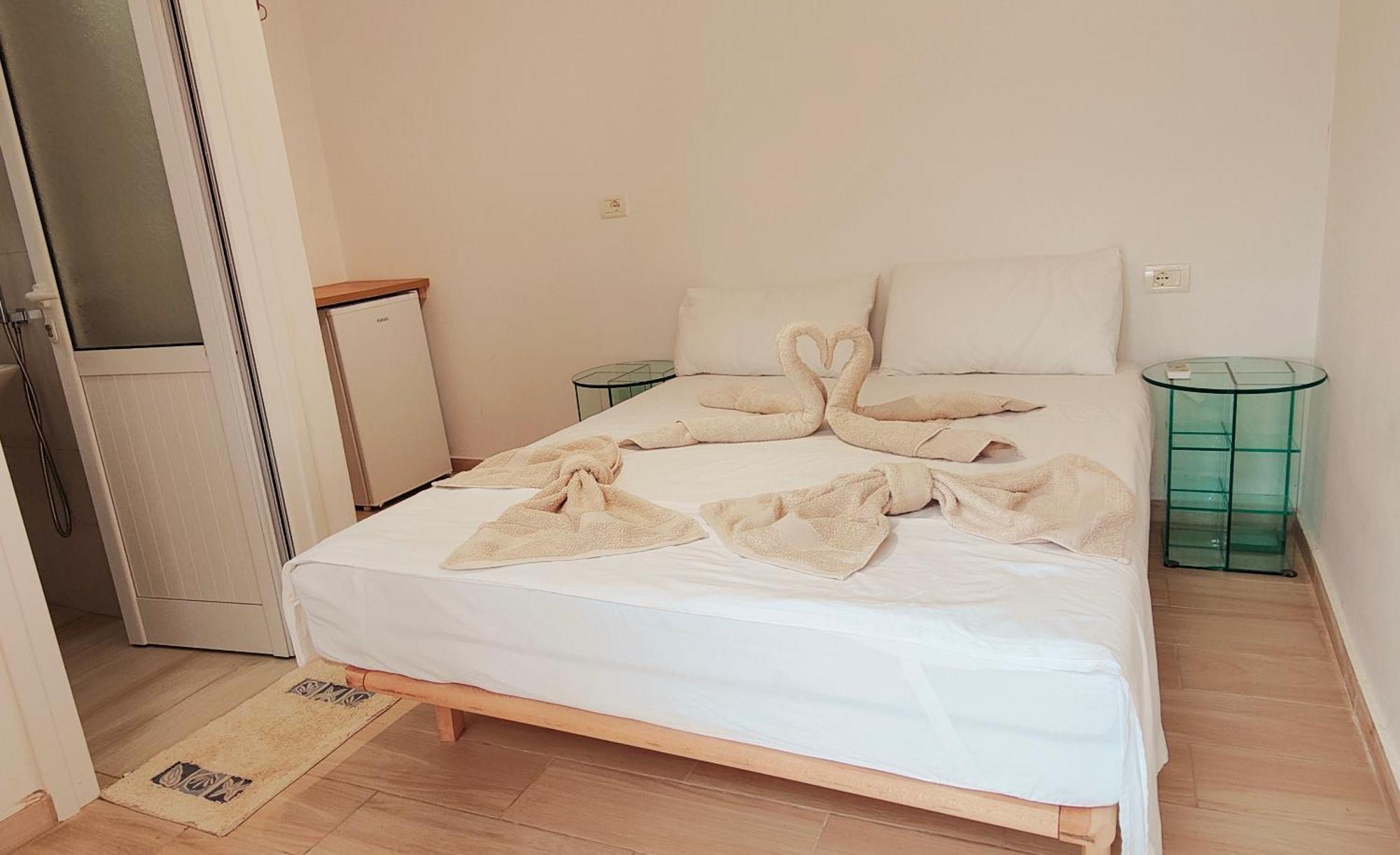 Villa Tato: Horizon Haven With Panoramic Sea Views In Himare. Екстер'єр фото